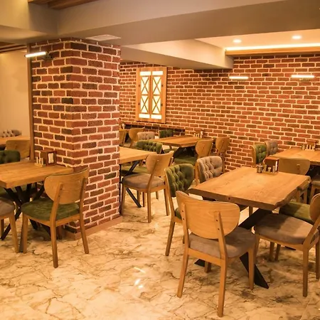 Elif Inan Hotel Uzungol